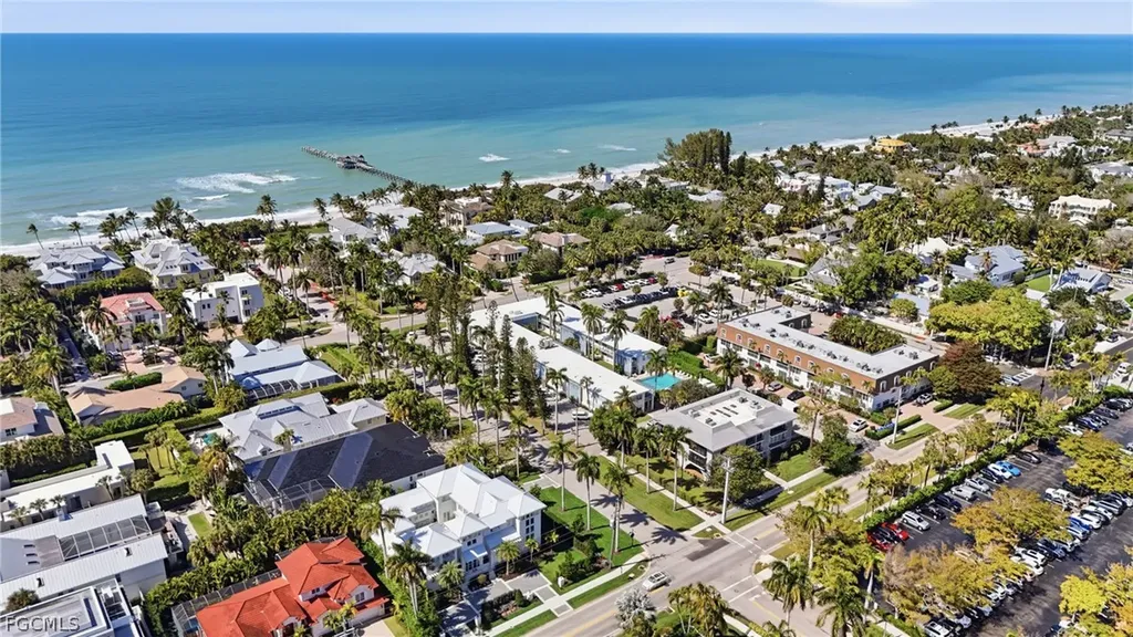 1295 Gulf Shore Boulevard S Naples FL 34102