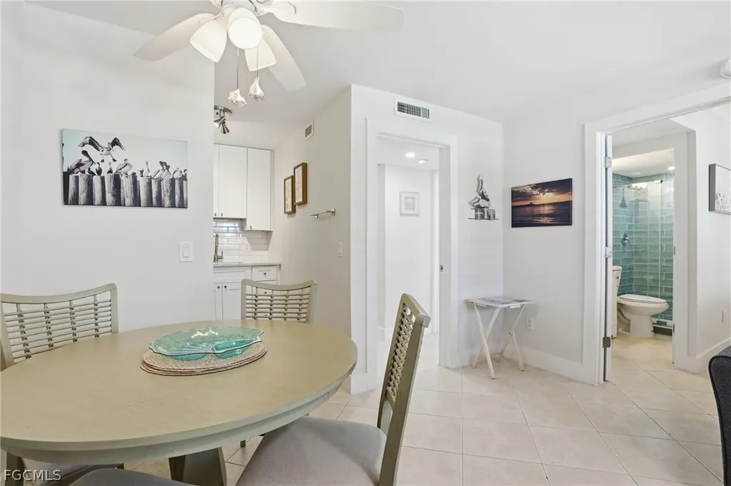 1295 Gulf Shore Boulevard S Naples FL 34102