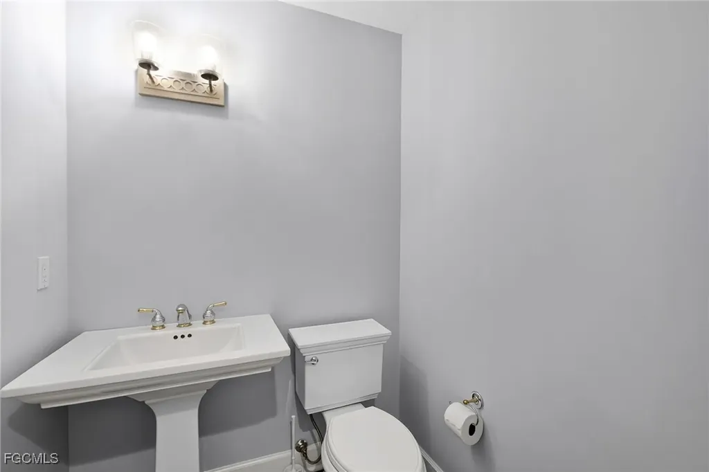 11620 Court Of Palms Fort Myers FL 33908