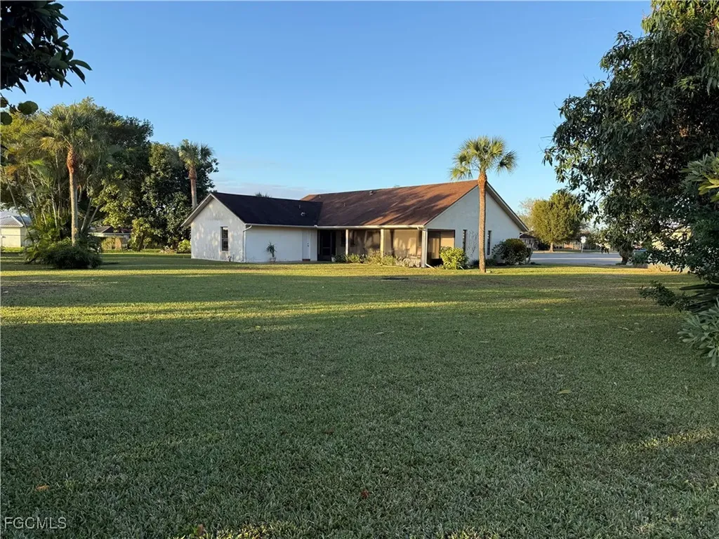 626 Linville Place Lehigh Acres FL 33936