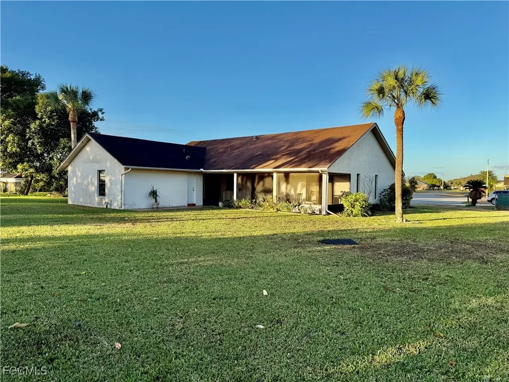 626 Linville Place Lehigh Acres FL 33936
