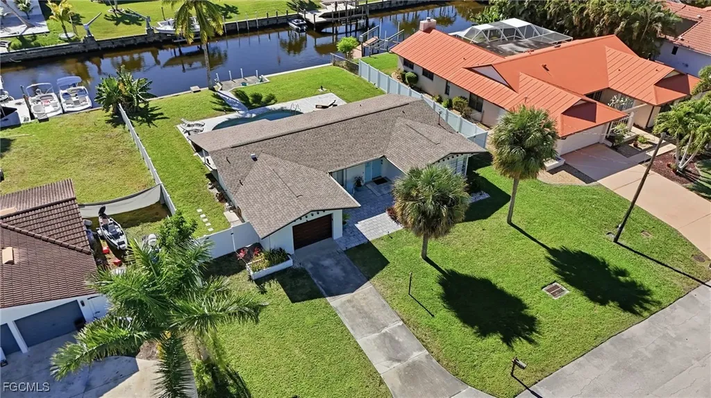 1432 Wellington Court Cape Coral FL 33904