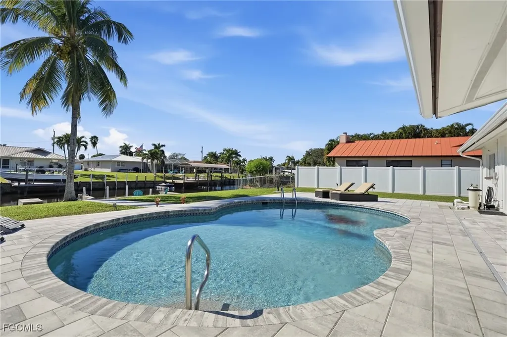 1432 Wellington Court Cape Coral FL 33904