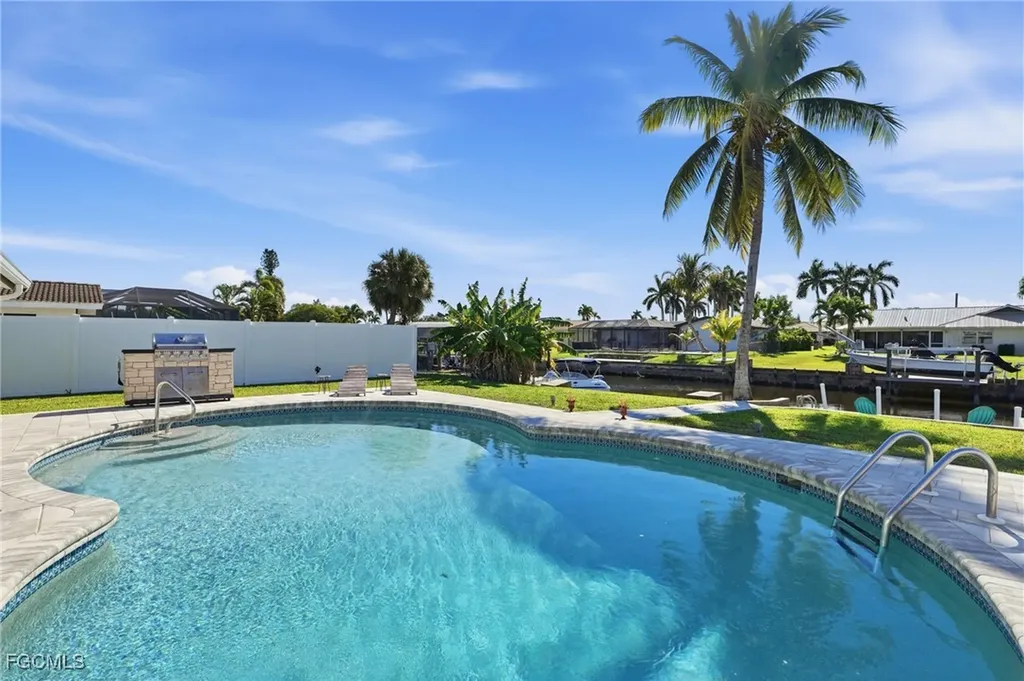1432 Wellington Court Cape Coral FL 33904