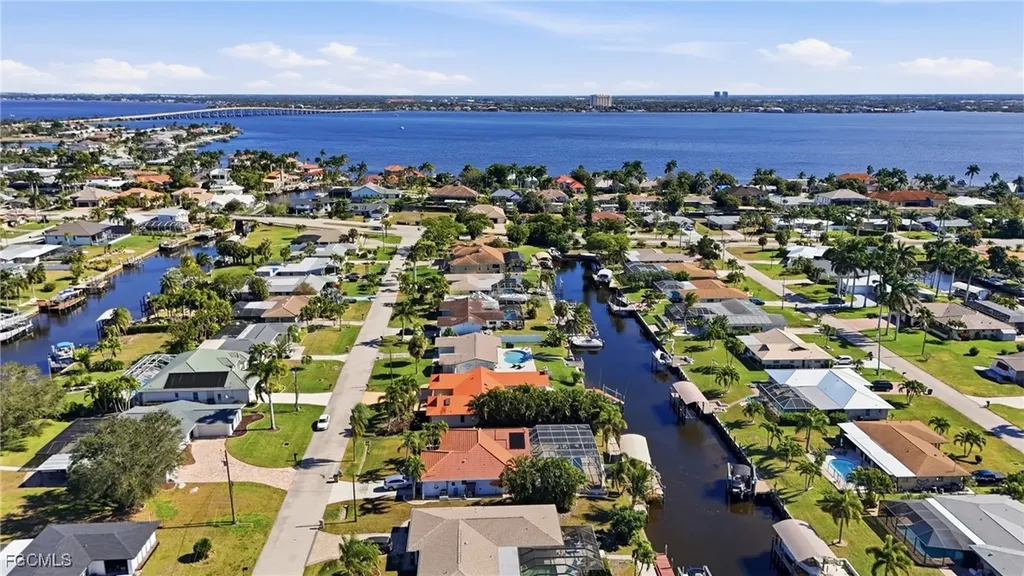 1432 Wellington Court Cape Coral FL 33904