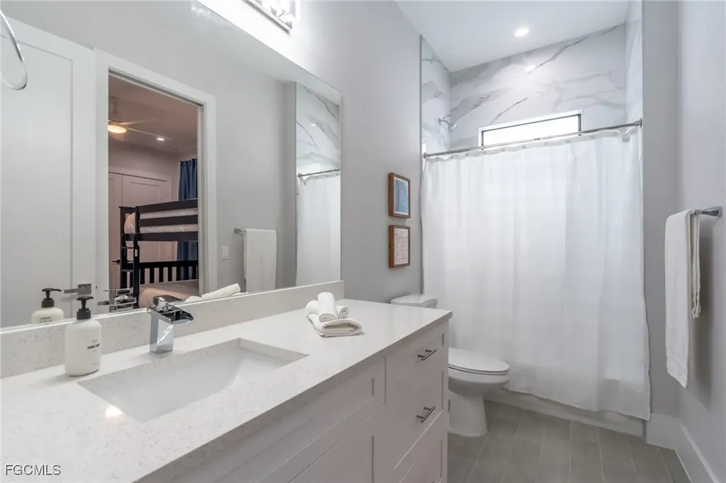 795 108th Avenue N Naples FL 34108