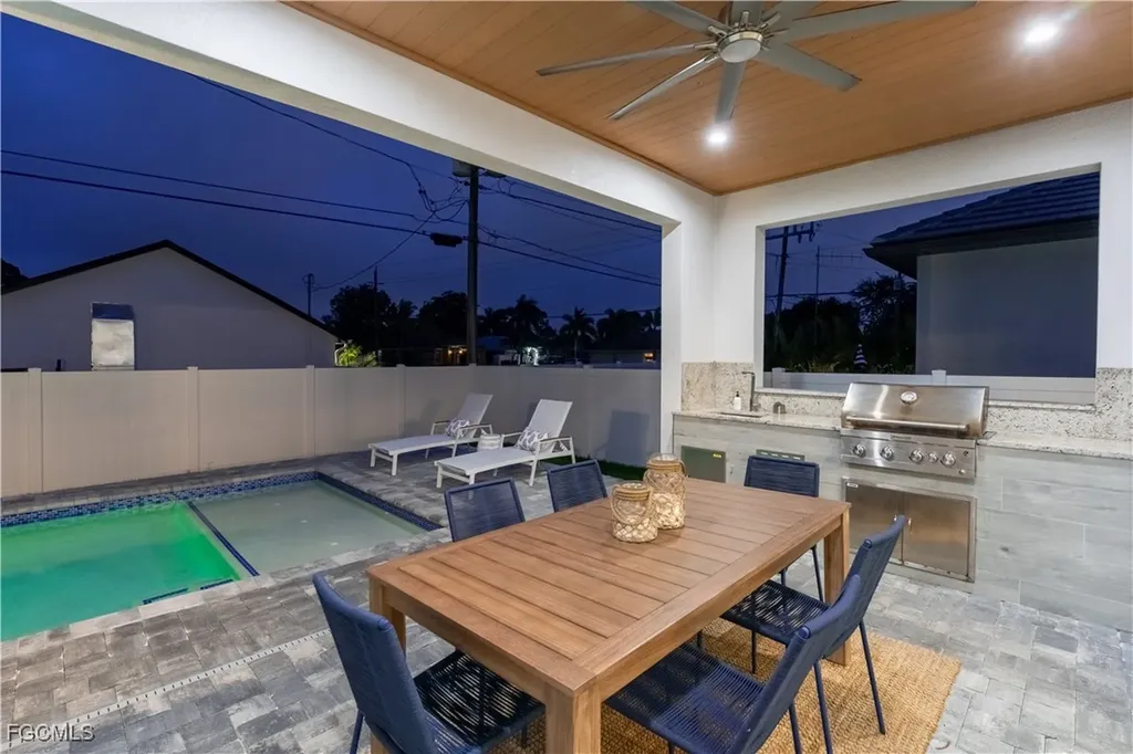 795 108th Avenue N Naples FL 34108