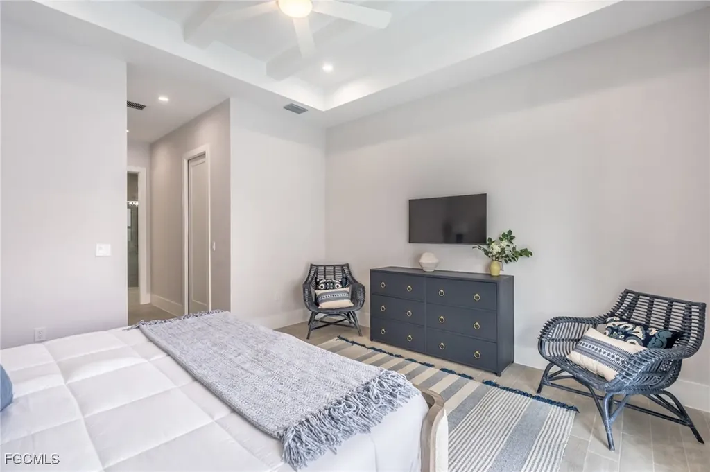 795 108th Avenue N Naples FL 34108