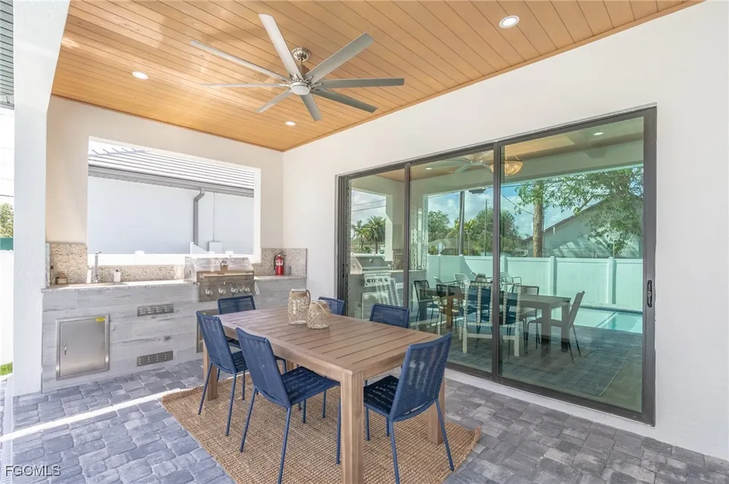 795 108th Avenue N Naples FL 34108
