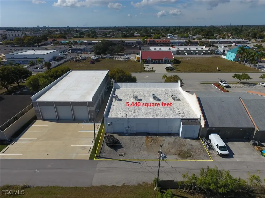 4427 SE 16th Place Cape Coral FL 33904