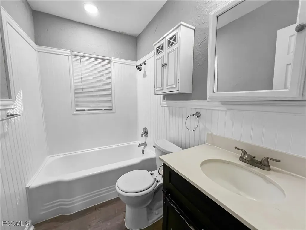 1918 Grace Avenue Fort Myers FL 33901