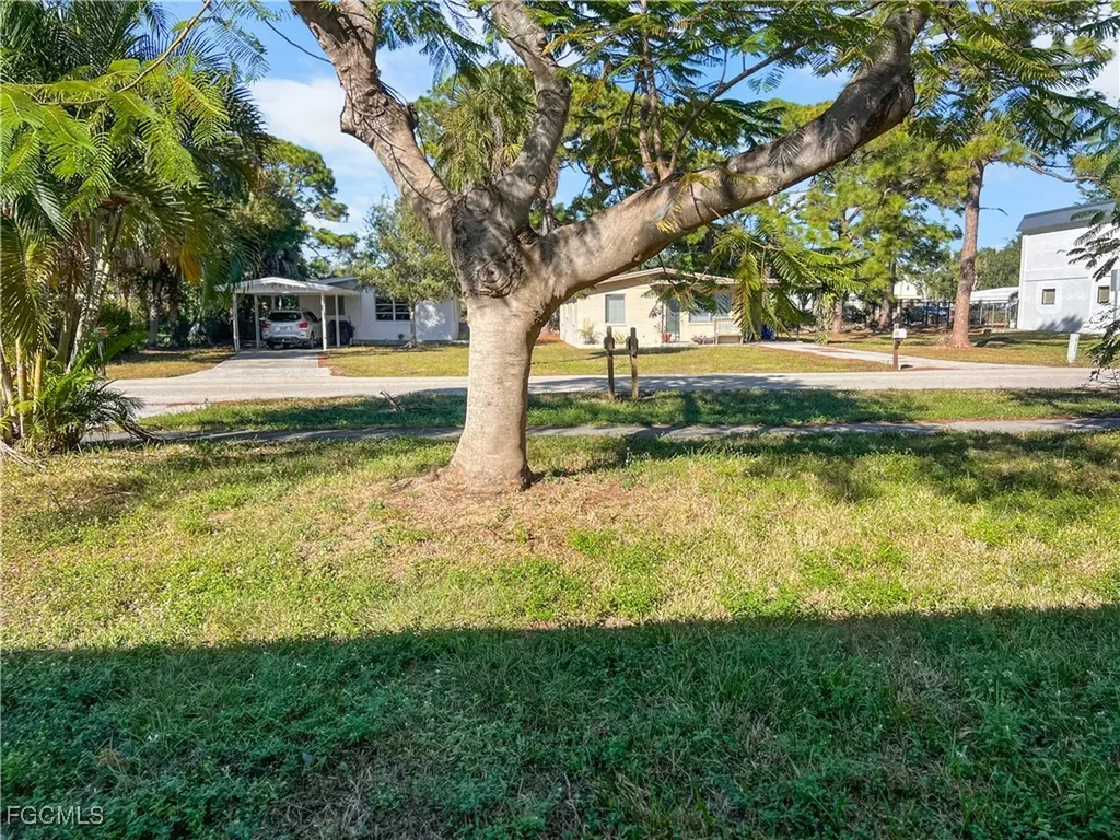 1918 Grace Avenue Fort Myers FL 33901