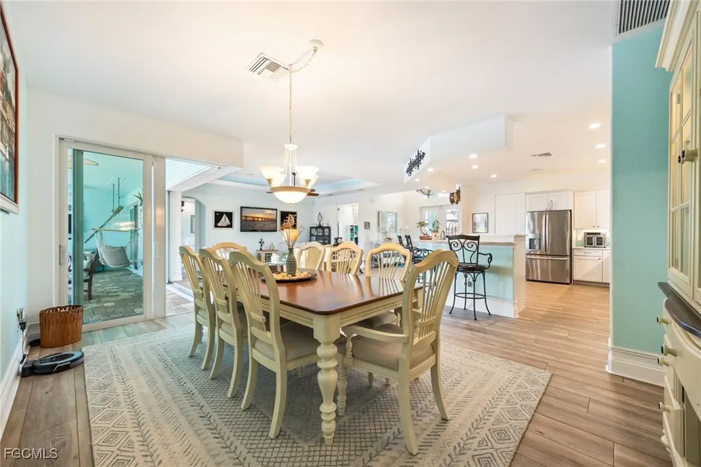 1309 NW 3rd Place Cape Coral FL 33993