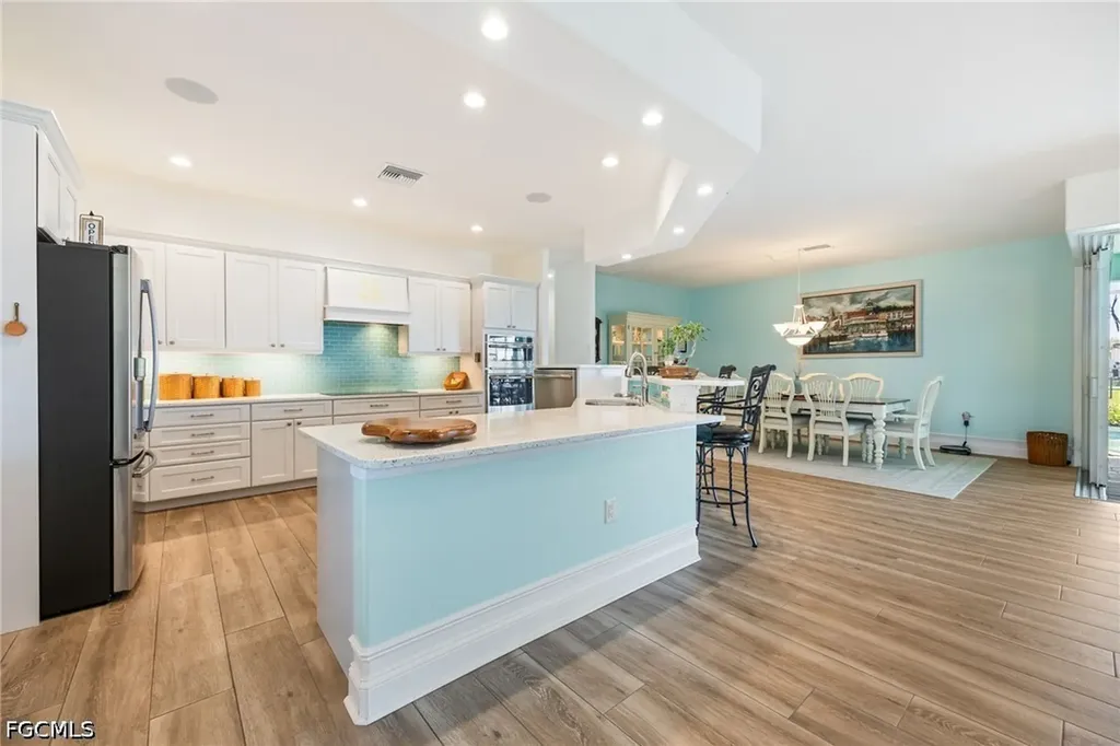 1309 NW 3rd Place Cape Coral FL 33993
