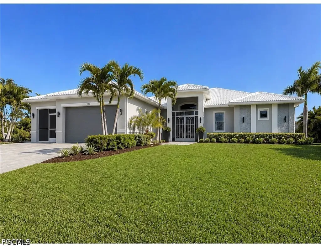 1309 NW 3rd Place Cape Coral FL 33993