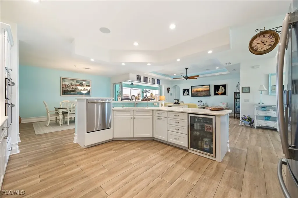 1309 NW 3rd Place Cape Coral FL 33993