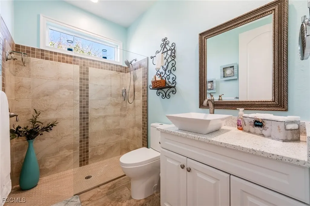 1309 NW 3rd Place Cape Coral FL 33993