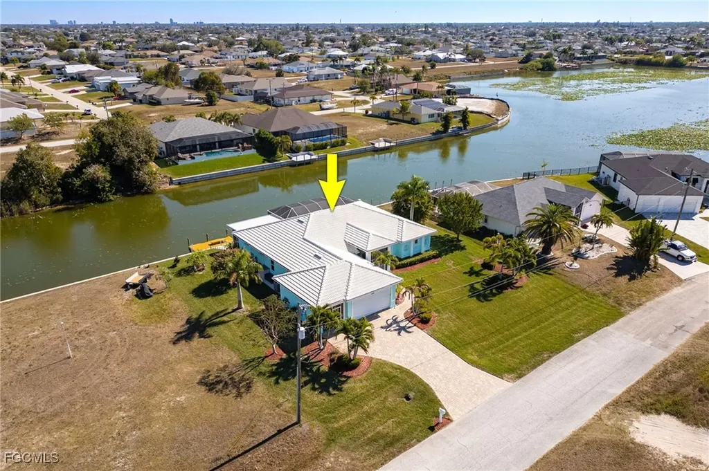 1309 NW 3rd Place Cape Coral FL 33993