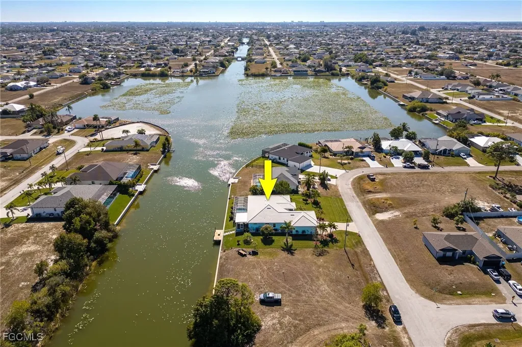 1309 NW 3rd Place Cape Coral FL 33993