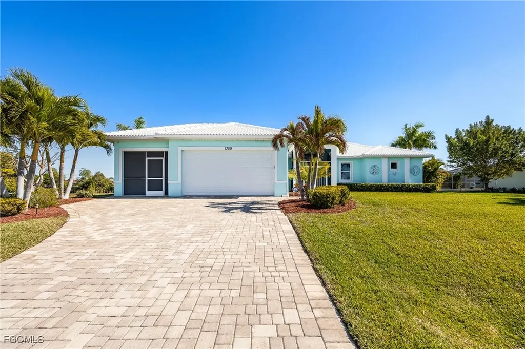 1309 NW 3rd Place Cape Coral FL 33993