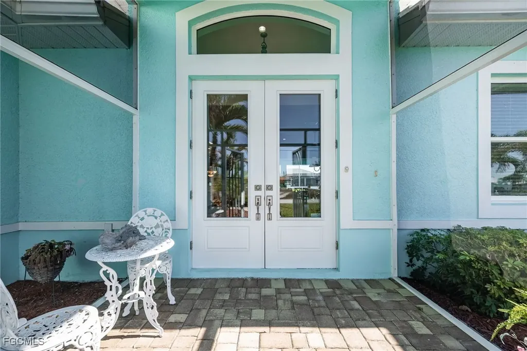 1309 NW 3rd Place Cape Coral FL 33993