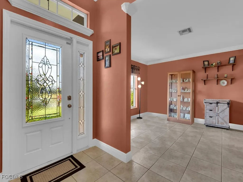 621 NW 28th Terrace Cape Coral FL 33993