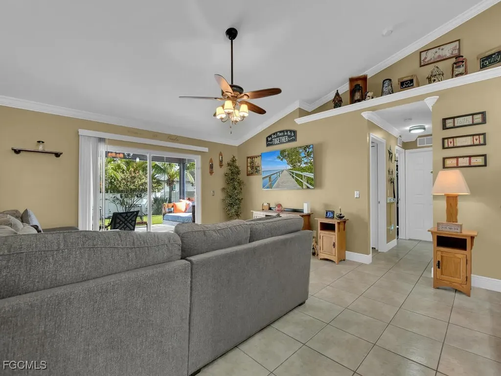 621 NW 28th Terrace Cape Coral FL 33993