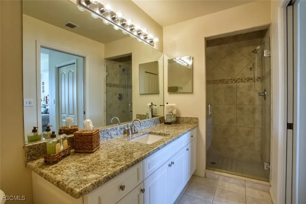 8056 Queen Palm Lane Fort Myers FL 33966