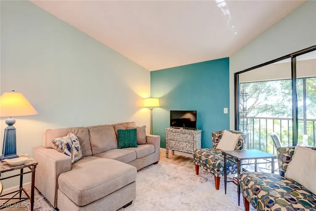9623 Eaton Gardens Lane Fort Myers FL 33919