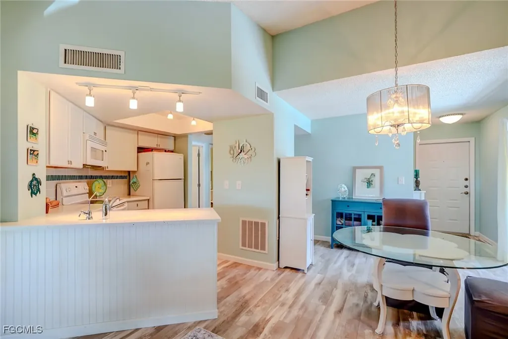 9623 Eaton Gardens Lane Fort Myers FL 33919