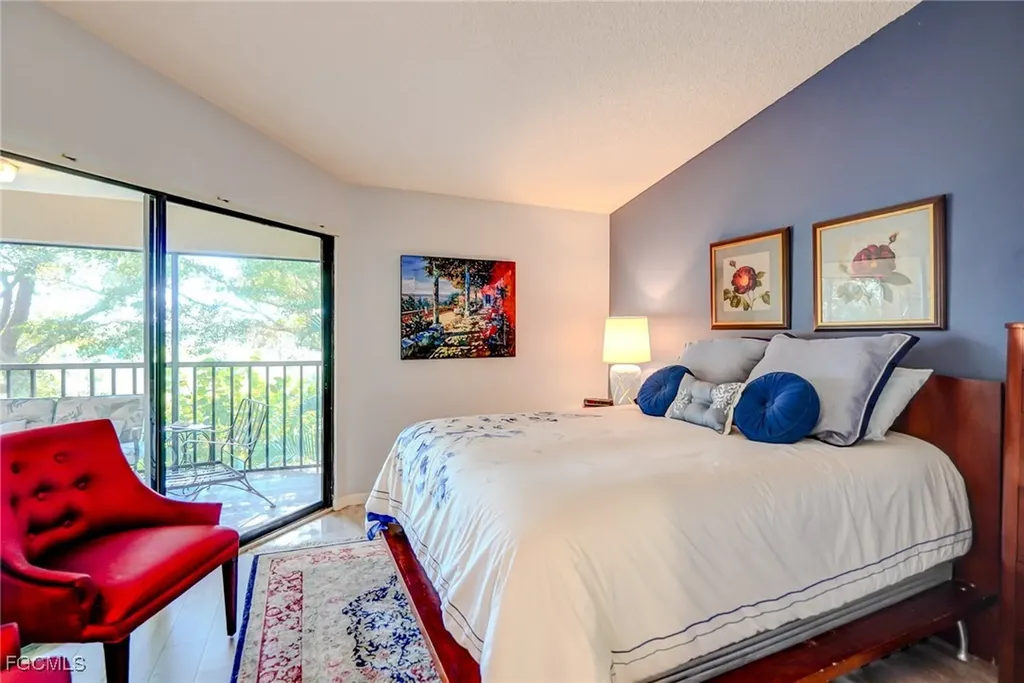 9623 Eaton Gardens Lane Fort Myers FL 33919