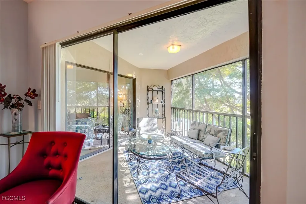 9623 Eaton Gardens Lane Fort Myers FL 33919