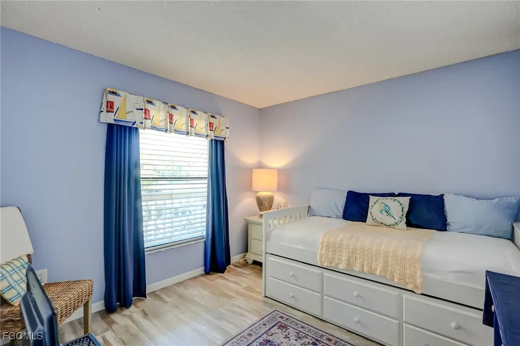 9623 Eaton Gardens Lane Fort Myers FL 33919