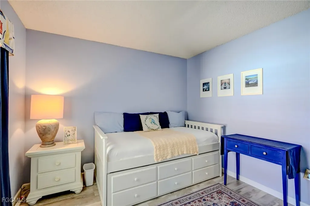 9623 Eaton Gardens Lane Fort Myers FL 33919