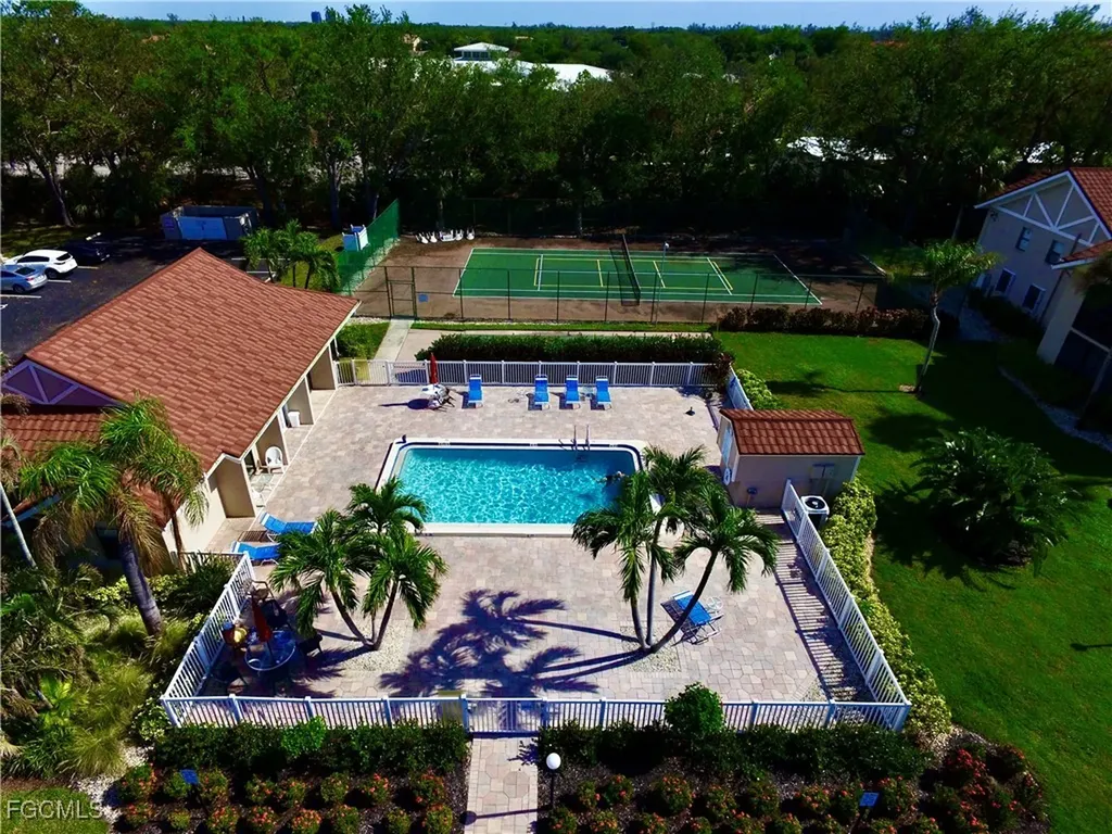 9623 Eaton Gardens Lane Fort Myers FL 33919