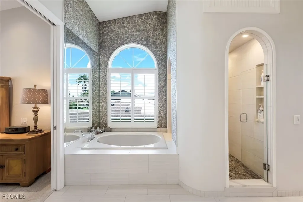 1221 SW 54th Street Cape Coral FL 33914