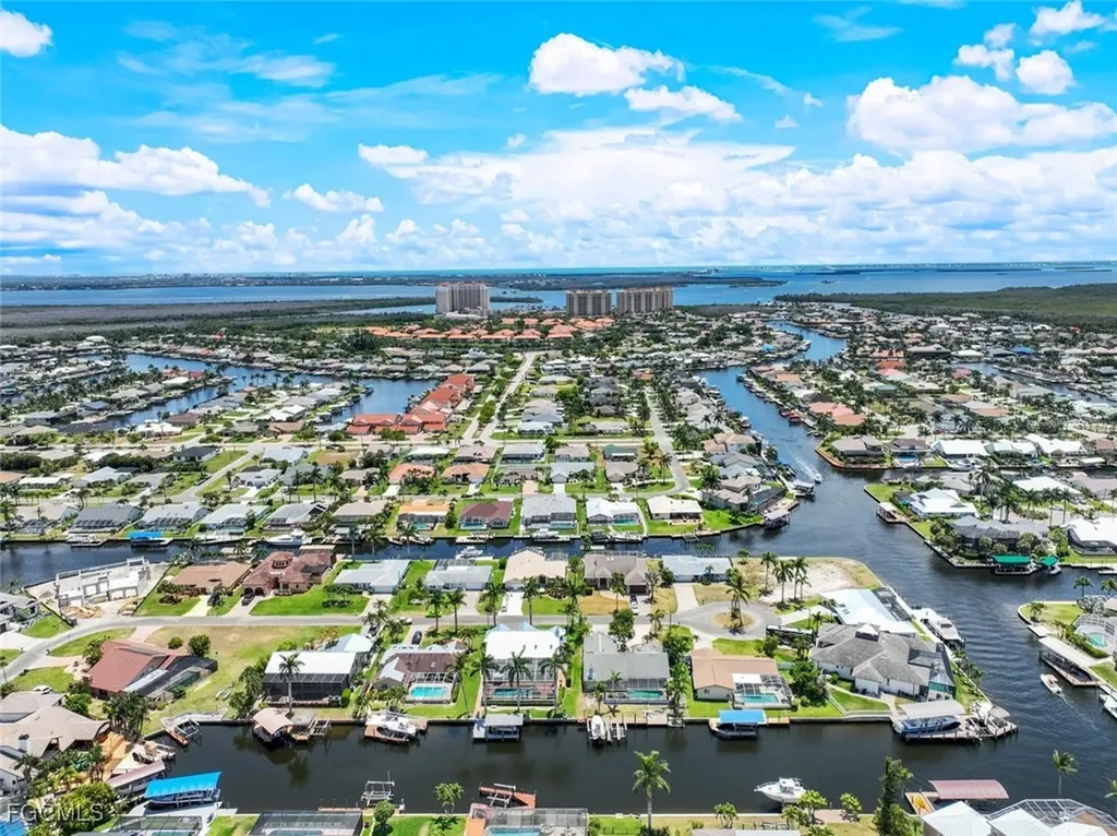 1221 SW 54th Street Cape Coral FL 33914