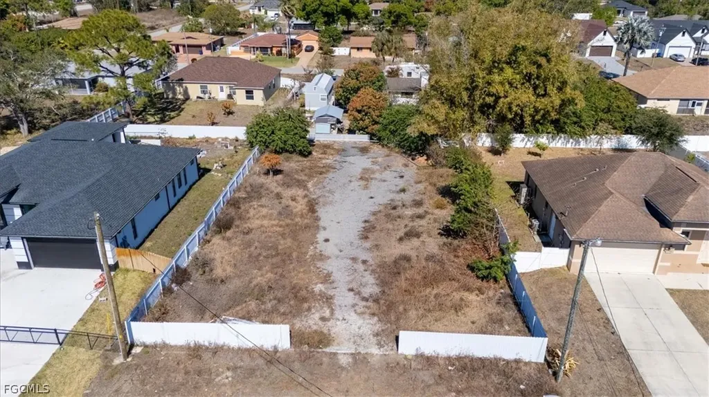 4312 4th Street SW Lehigh Acres FL 33976