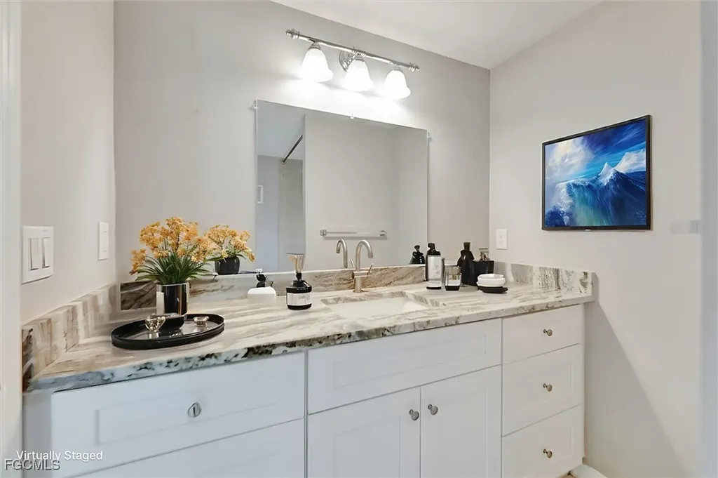 3340 N Key Drive North Fort Myers FL 33903