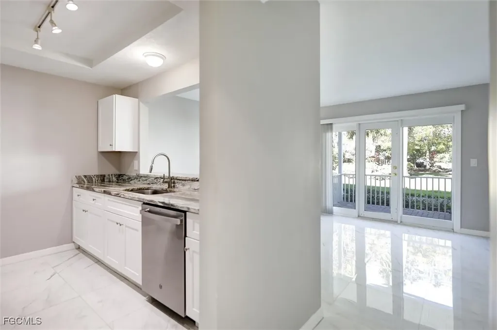 3340 N Key Drive North Fort Myers FL 33903