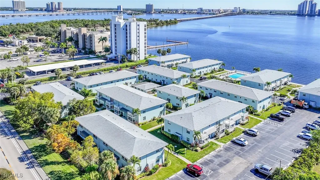 3340 N Key Drive North Fort Myers FL 33903