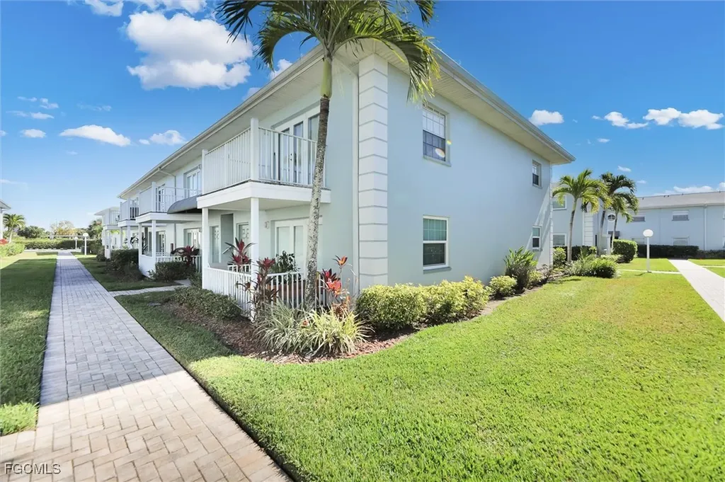 3340 N Key Drive North Fort Myers FL 33903