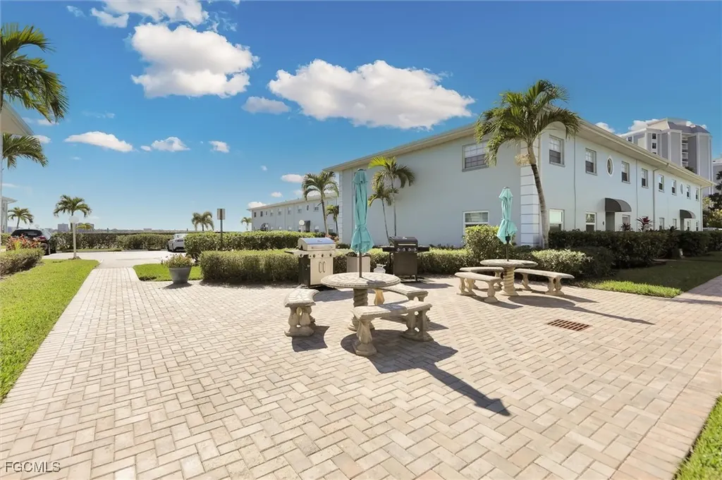 3340 N Key Drive North Fort Myers FL 33903