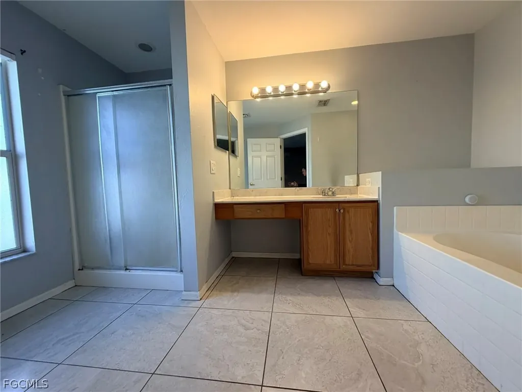 Cape Coral FL 33993
