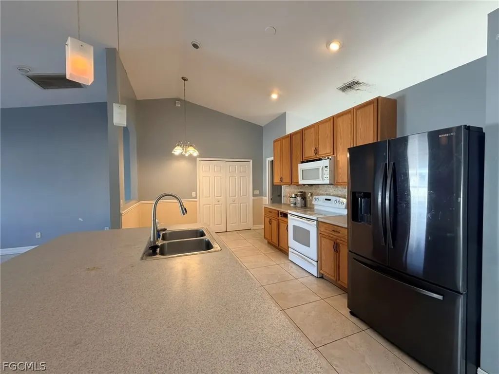 Cape Coral FL 33993