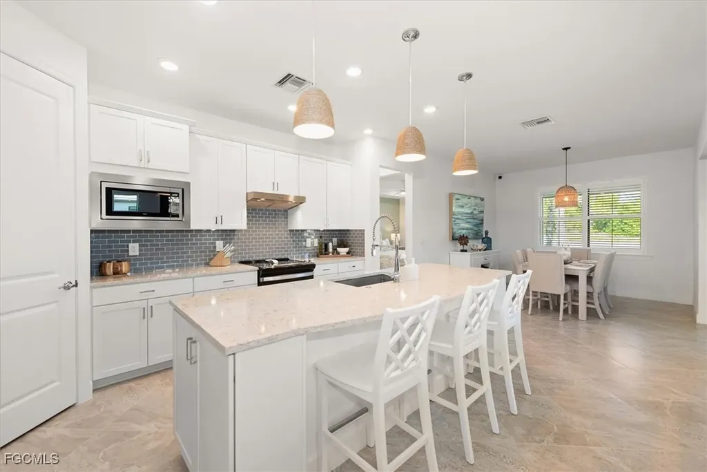 17126 Oakstead Drive Alva FL 33920