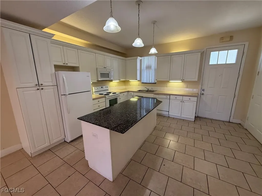 608 Cornerstone Drive Kissimmee FL 34744