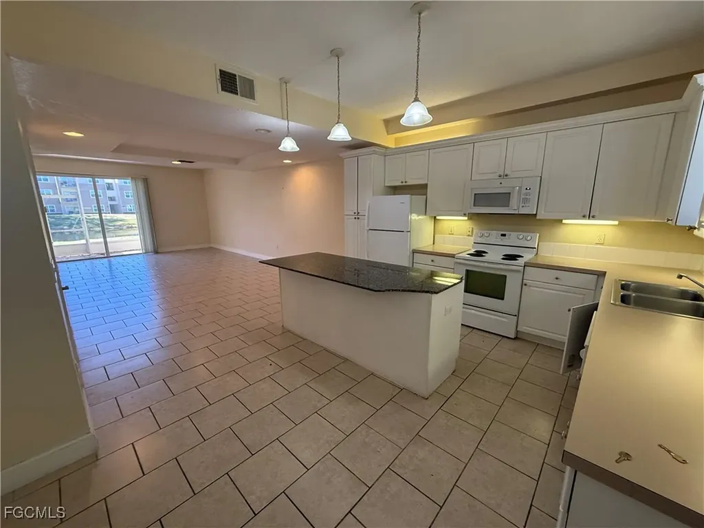 608 Cornerstone Drive Kissimmee FL 34744