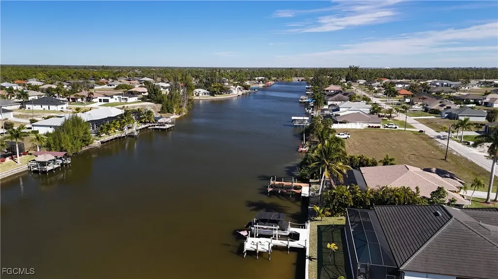3527 NW 21st Terrace Cape Coral FL 33993