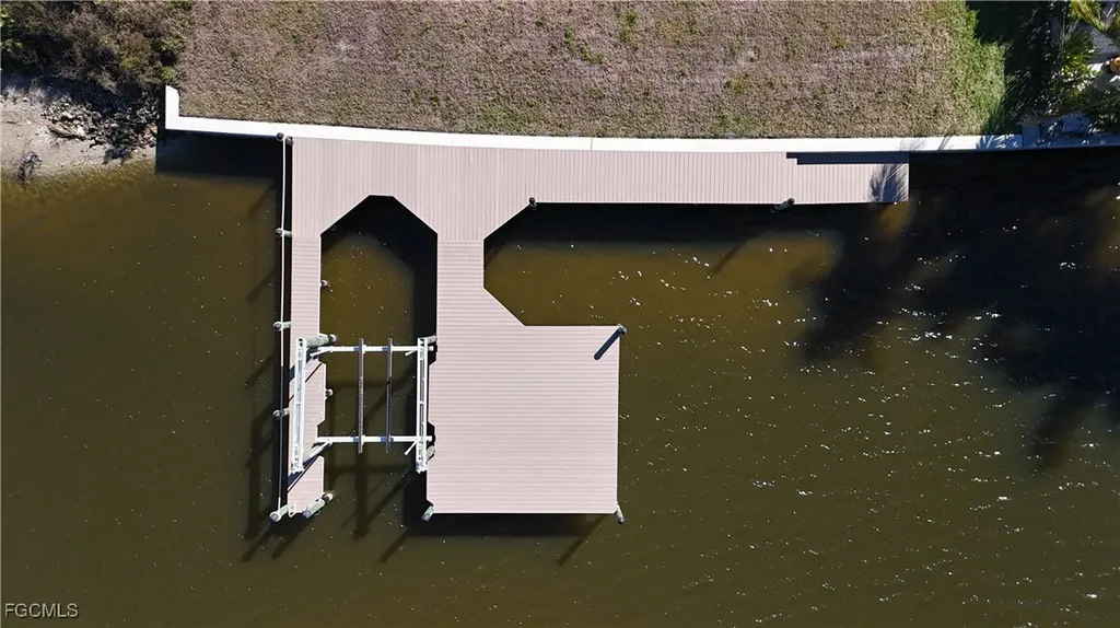 3527 NW 21st Terrace Cape Coral FL 33993